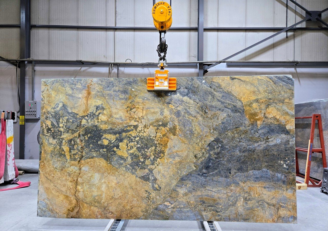 Aura Gold Marble