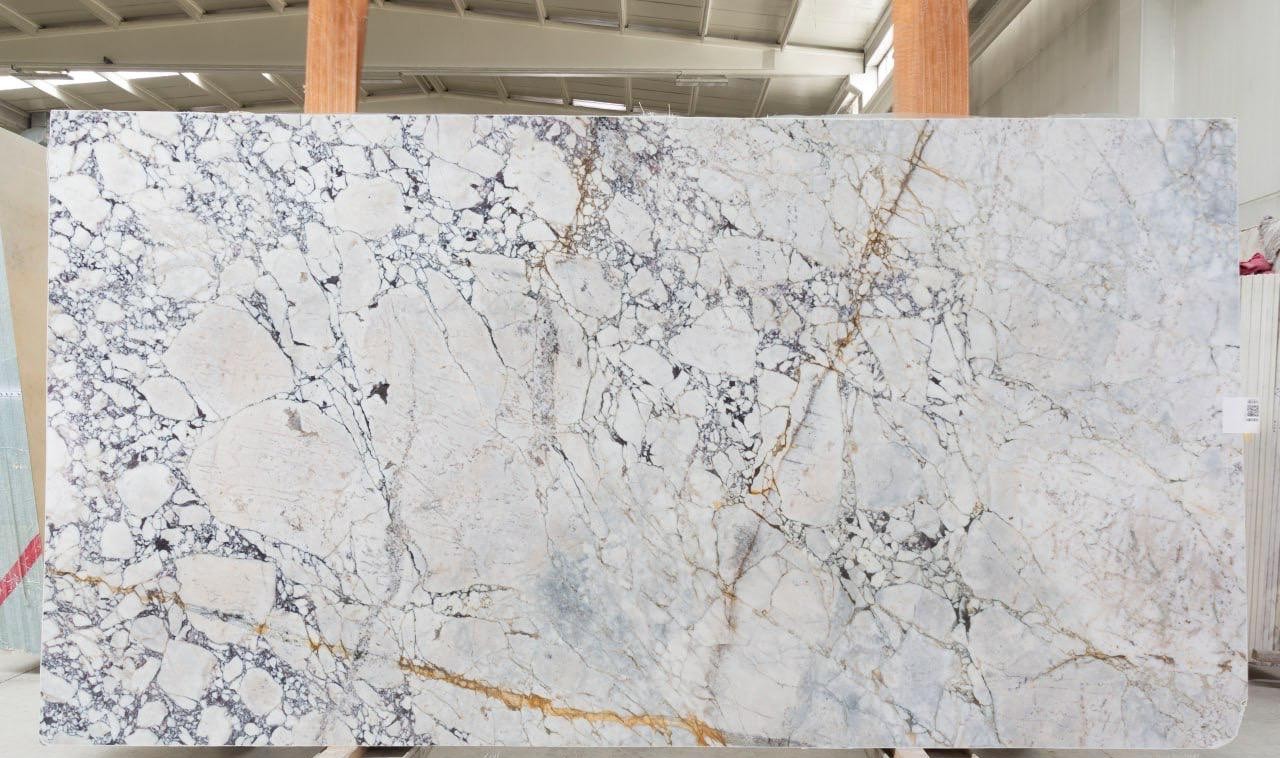 Calacatta Viola Marble gallery photo 2